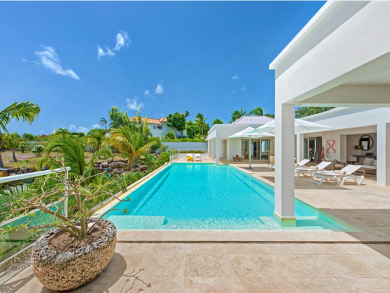 Incredible Ocean Views in Terre Basses